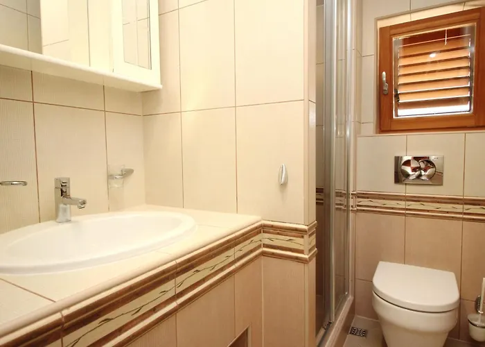 Apartamento In Mit Eigenem Balkon By Interhome