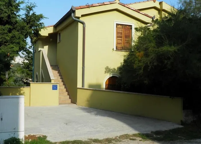 In Mit Eigenem Balkon By Interhome *